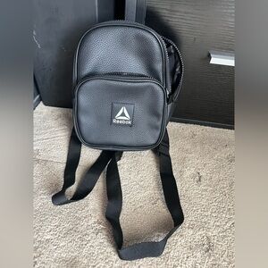🚨3 for $15🚨 REEBOK mini backpack